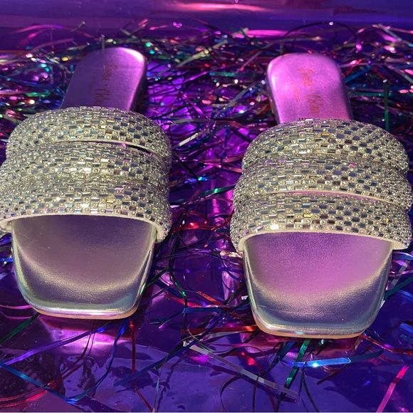 Wide Width Fit Rhinestone Sandals - Picture 5 of 11